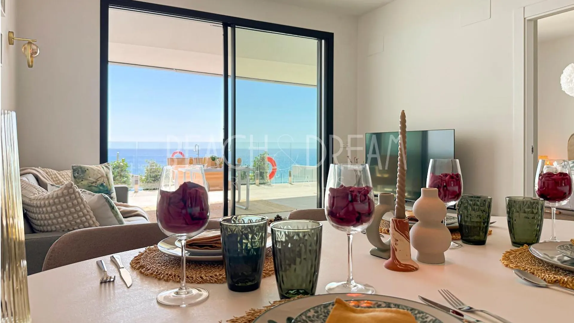 Amazing Apartment In Front Of The Sea - Splendid Fuengirola