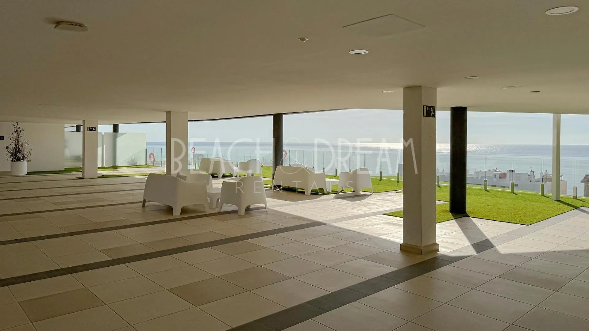 Amazing Apartment In Front Of The Sea - Splendid Fuengirola 0*,